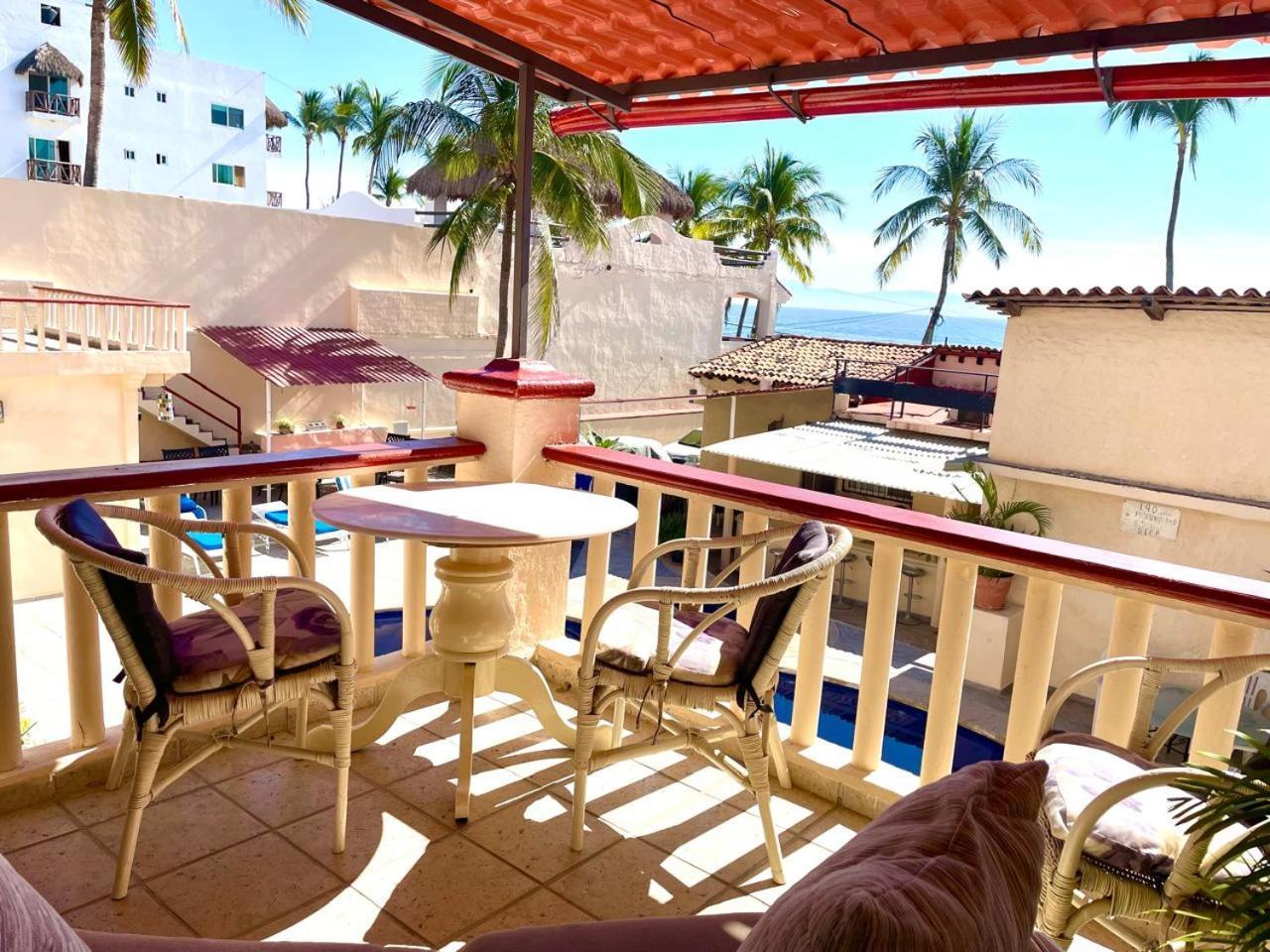 Bucerias Beach House Стая снимка